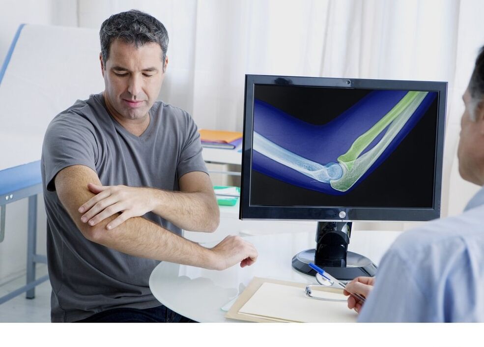 Ostéoarthrite articulaire du coude dans l'image X -RAY